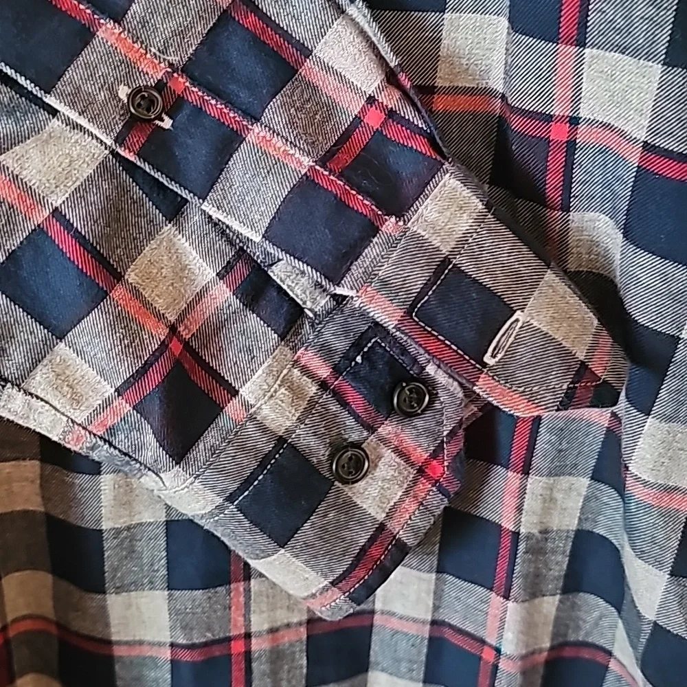Banana Republic Men's Plaid Flannel Button-Down Shirt Size L‎